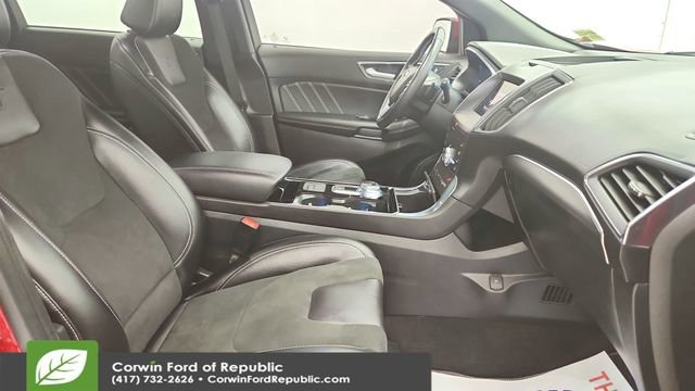 Certified 2020 Ford Edge ST image 24