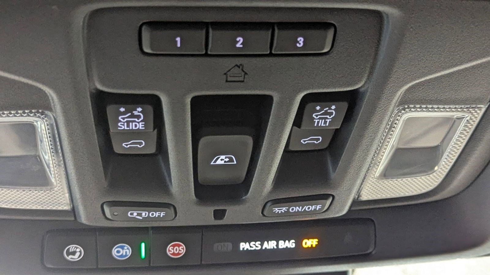 Used 2022 Chevrolet Silverado 1500 High Country w/ Z71 Off-Road Package image 27