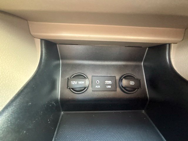 Used 2020 Hyundai Elantra SEL w/ Convenience Package (C2) FWD image 23