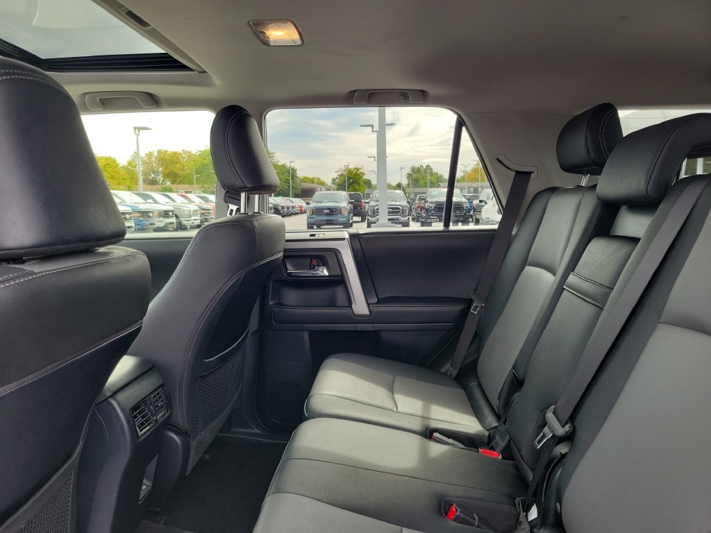 Used 2024 Toyota 4Runner SR5 Premium w/ Moonroof Package AWD/4WD image 16