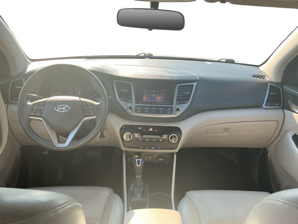 Used 2017 Hyundai Tucson SE w/ Cargo Package FWD image 17