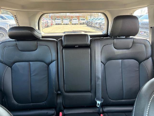 Used 2023 Jeep Grand Cherokee Limited image 15