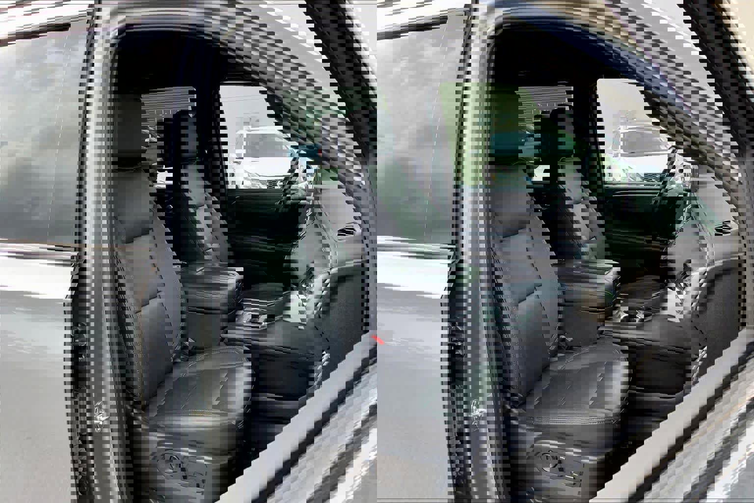 Used 2022 Chevrolet Tahoe Z71 w/ Z71 Off-Road Package image 11