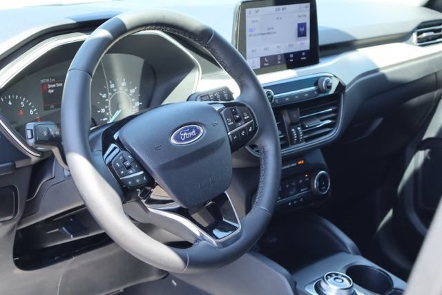 Certified 2022 Ford Escape SEL AWD/4WD image 12
