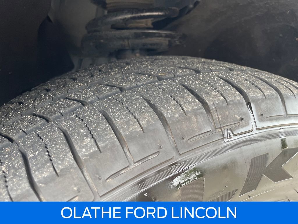 Certified 2020 Ford Explorer XLT w/ Equipment Group 202A AWD/4WD image 28