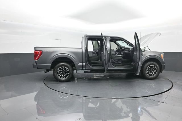 Certified 2022 Ford F150 XLT w/ Equipment Group 302A High image 35