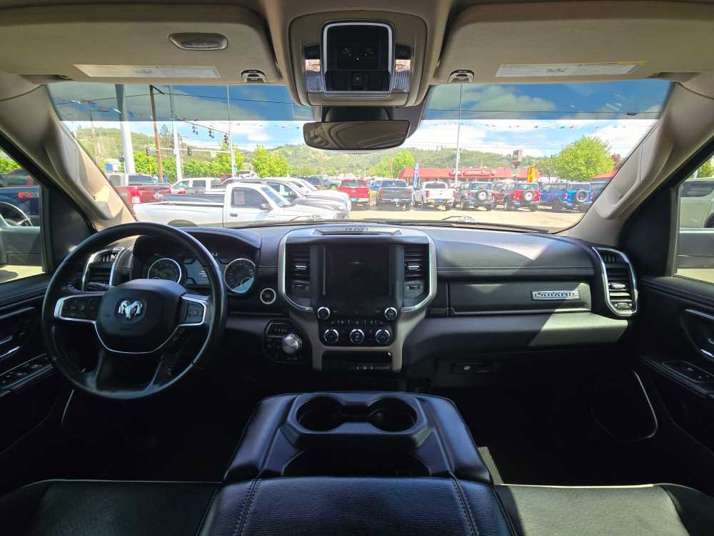 Used 2021 RAM 1500 Laramie w/ Off Road Group AWD/4WD image 15