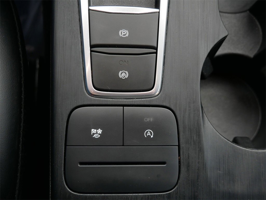 Certified 2025 Ford Escape ST-Line image 23