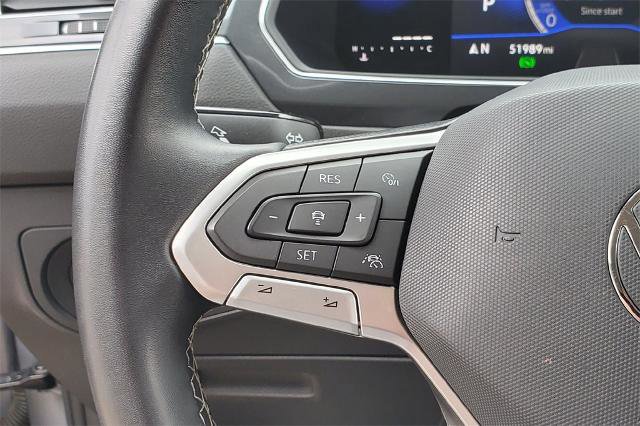 Used 2023 Volkswagen Tiguan SE image 12