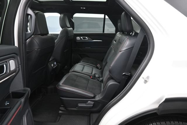Certified 2025 Ford Explorer ST AWD/4WD image 21