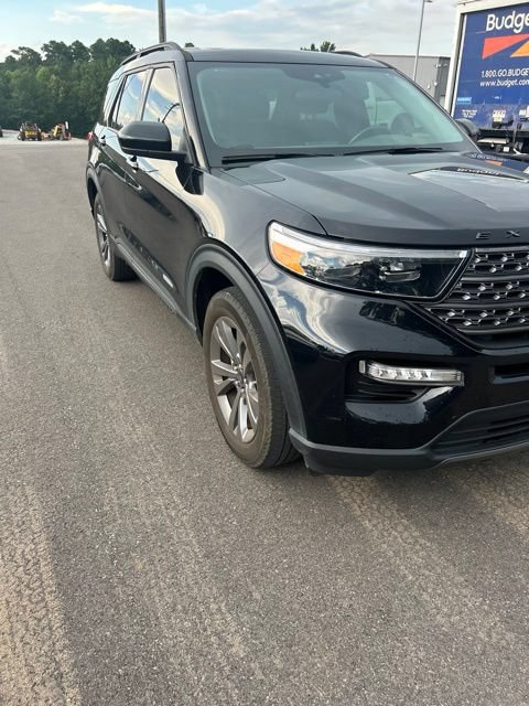 Certified 2023 Ford Explorer XLT w/ Equipment Group 202A AWD/4WD image 8