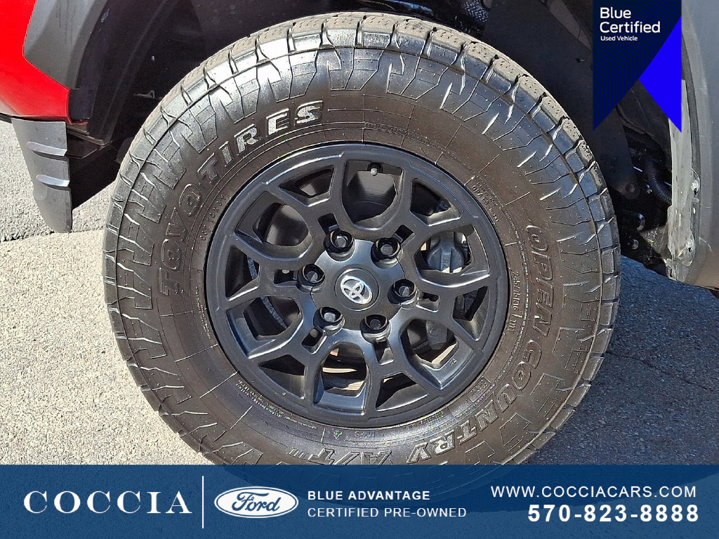 Used 2023 Toyota Tacoma SR5 w/ SX Package AWD/4WD image 8