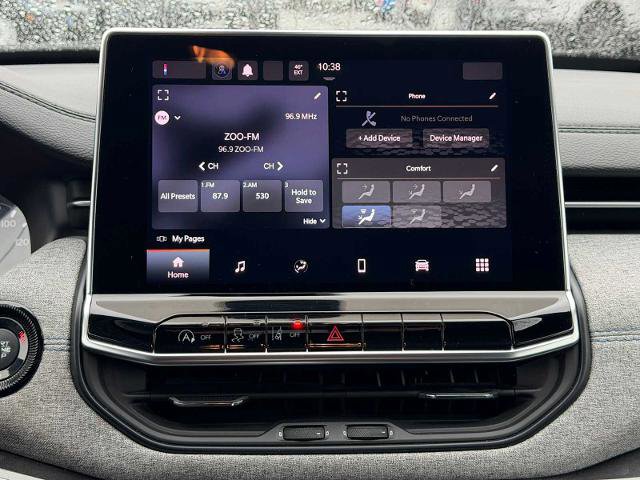 Used 2024 Jeep Compass Latitude image 15