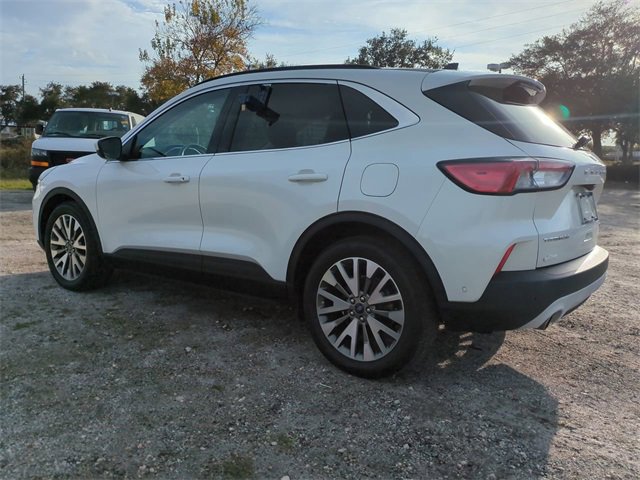 Certified 2021 Ford Escape Titanium image 3