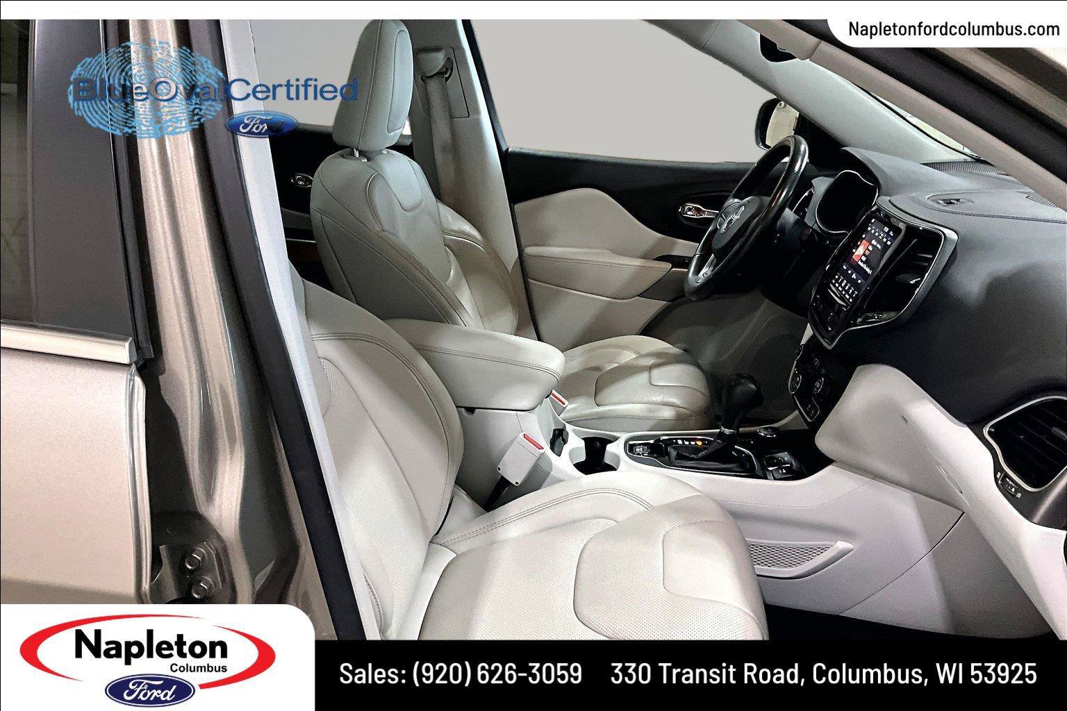 Used 2019 Jeep Cherokee Limited w/ Luxury Group AWD/4WD image 8