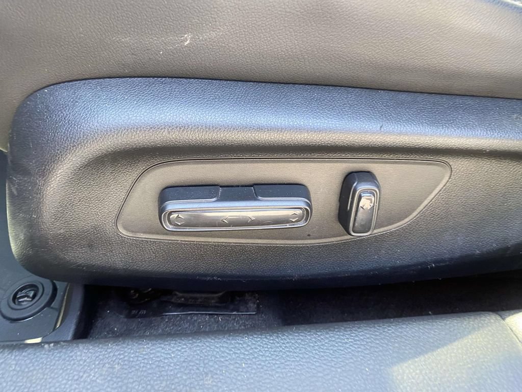 Used 2024 Honda Civic Touring image 15