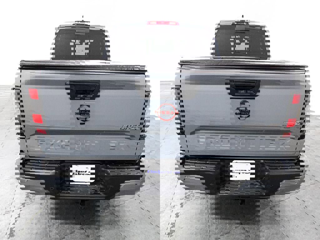 Used 2023 Nissan Frontier PRO-4X w/ Pro-4X Premium Package image 4