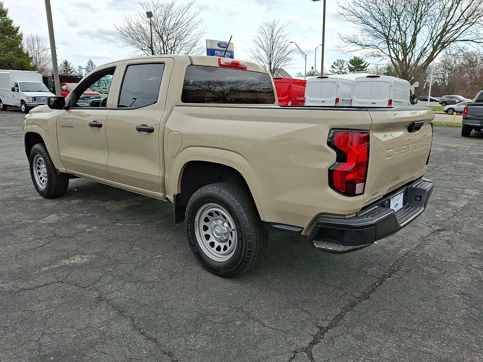 Used 2023 Chevrolet Colorado W/T video 2