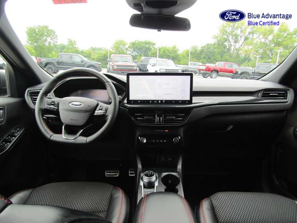 Certified 2024 Ford Escape ST-Line w/ Tech Pack #1 AWD/4WD image 4