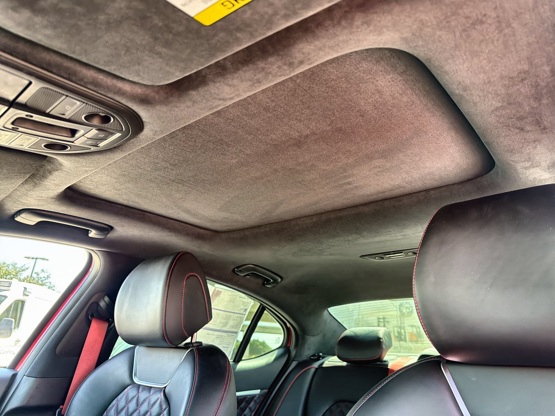 Used 2022 Genesis G70 3.3T RWD image 22