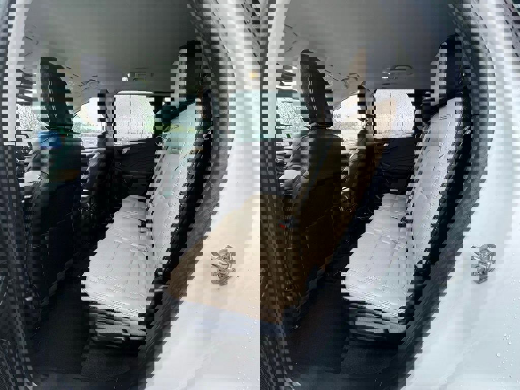 Certified 2022 Ford Escape SEL image 10