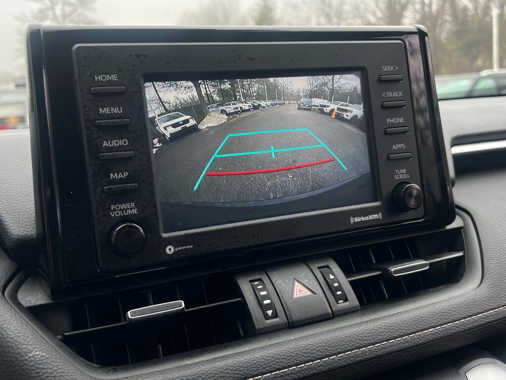 Used 2021 Toyota RAV4 XLE Premium image 23