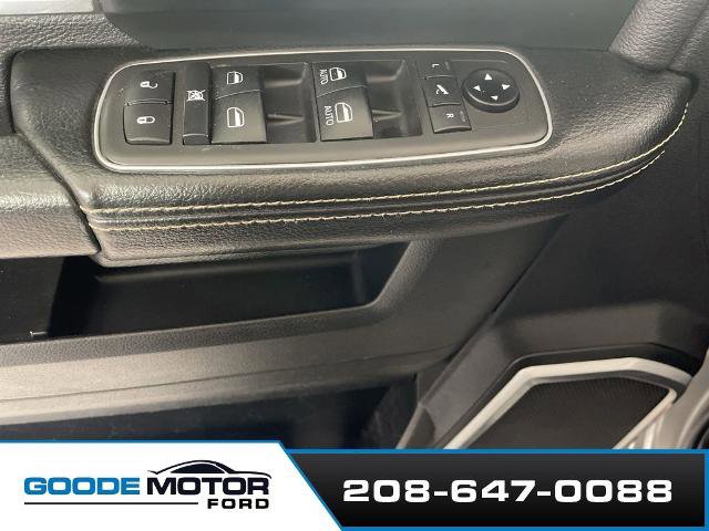 Used 2021 RAM 2500 Laramie w/ Body Color Bumper Group AWD/4WD image 9