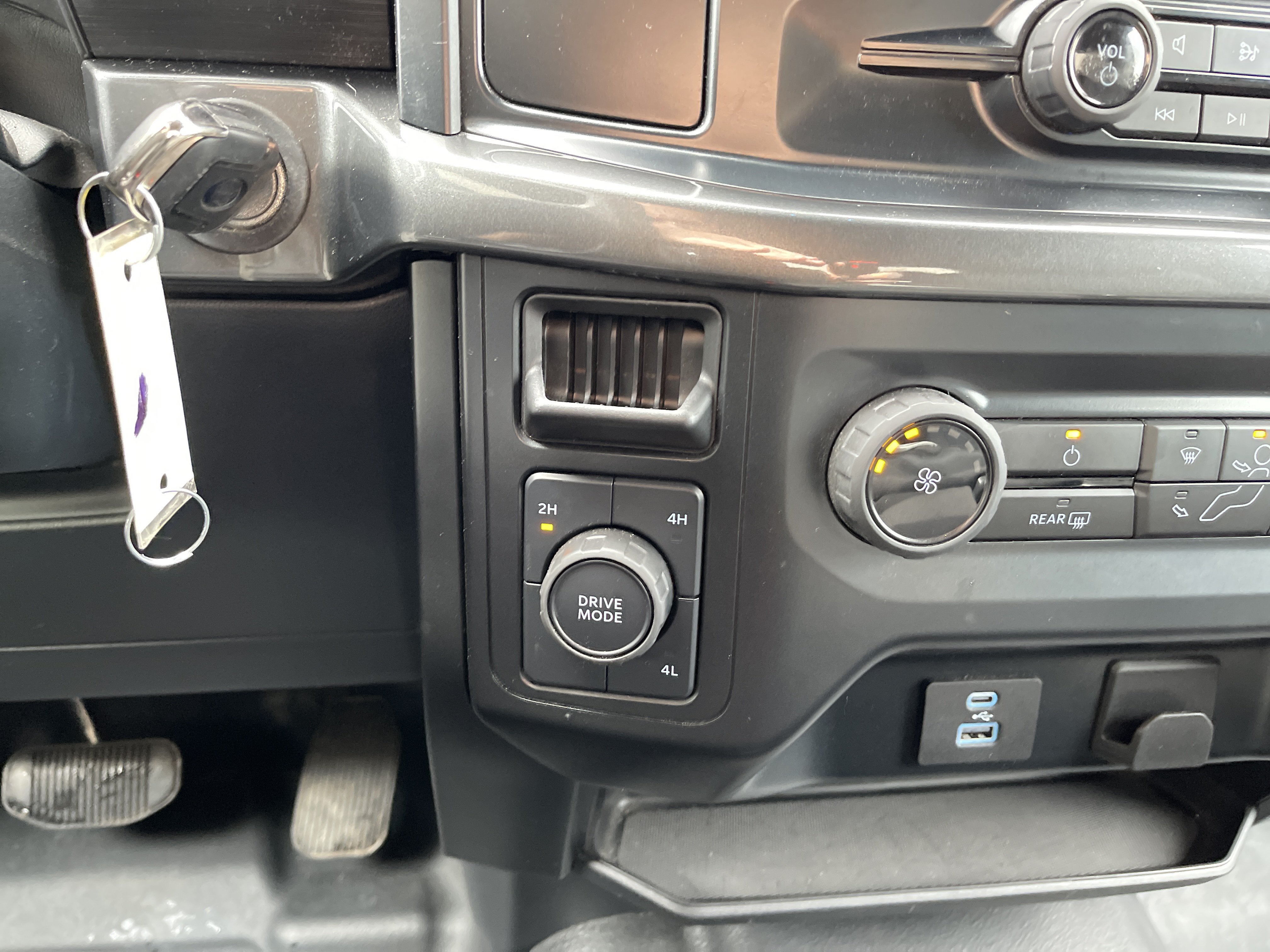 Certified 2023 Ford F150 XL w/ STX Appearance Package AWD/4WD image 20