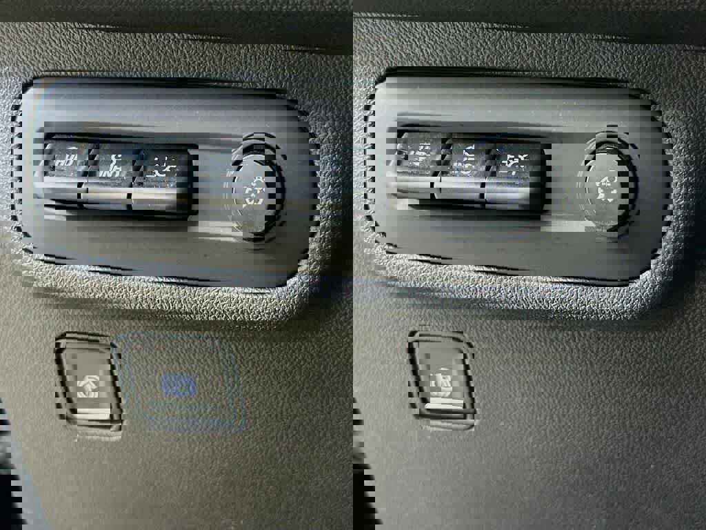 Used 2022 GMC Terrain Denali w/ Denali Premium Package image 26