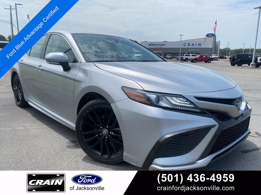 Used 2024 Toyota Camry XSE FWD image 1