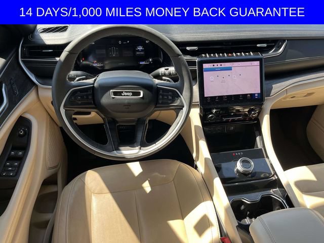 Used 2023 Jeep Grand Cherokee Limited RWD image 10