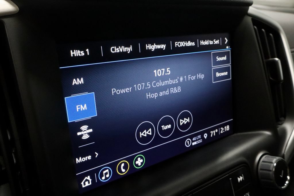 Used 2023 GMC Terrain SLT AWD/4WD image 3