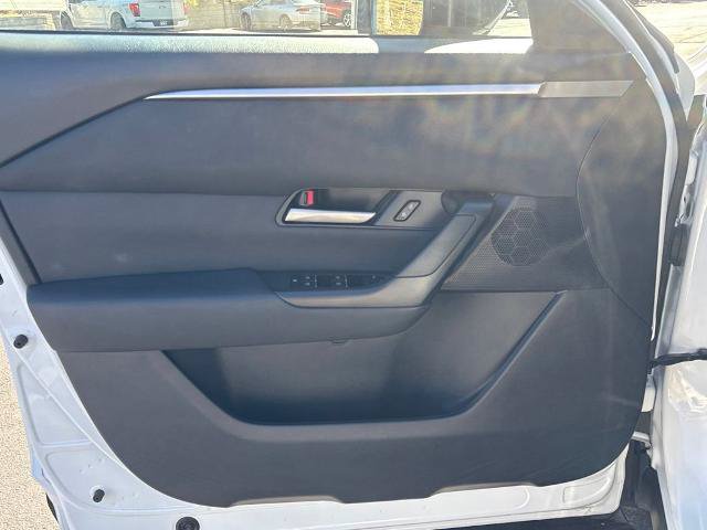 Used 2025 MAZDA CX-50 AWD 2.5 S w/ Preferred Package image 10