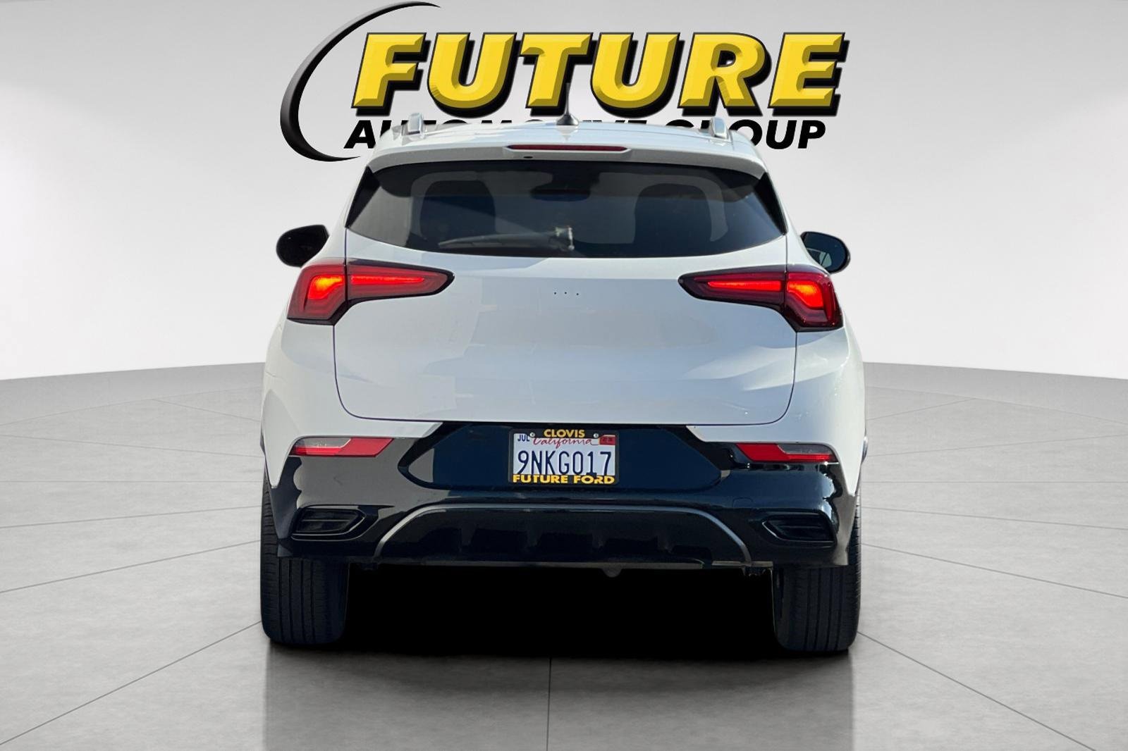 Used 2024 Buick Encore GX Sport Touring image 4