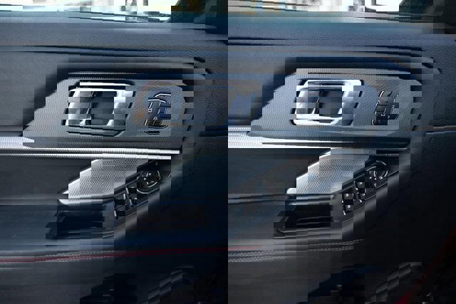 Certified 2025 Ford Explorer ST image 16