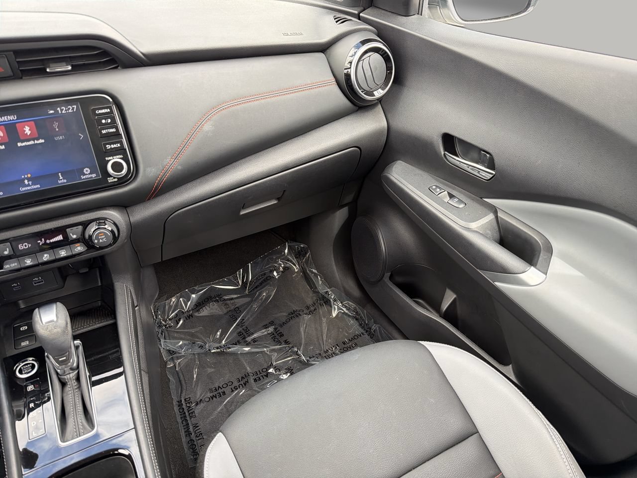 Used 2023 Nissan Kicks SR w/ SR Premium Package FWD image 15