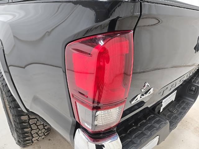 Used 2021 Toyota Tacoma SR5 image 32