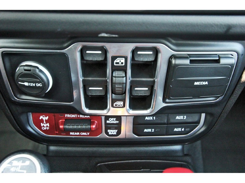 Used 2024 Jeep Gladiator Rubicon AWD/4WD image 28