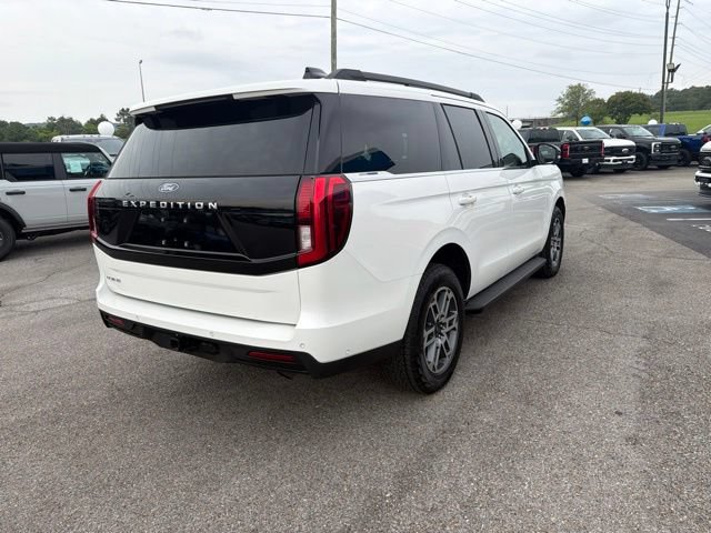 Certified 2025 Ford Expedition Active AWD/4WD image 24