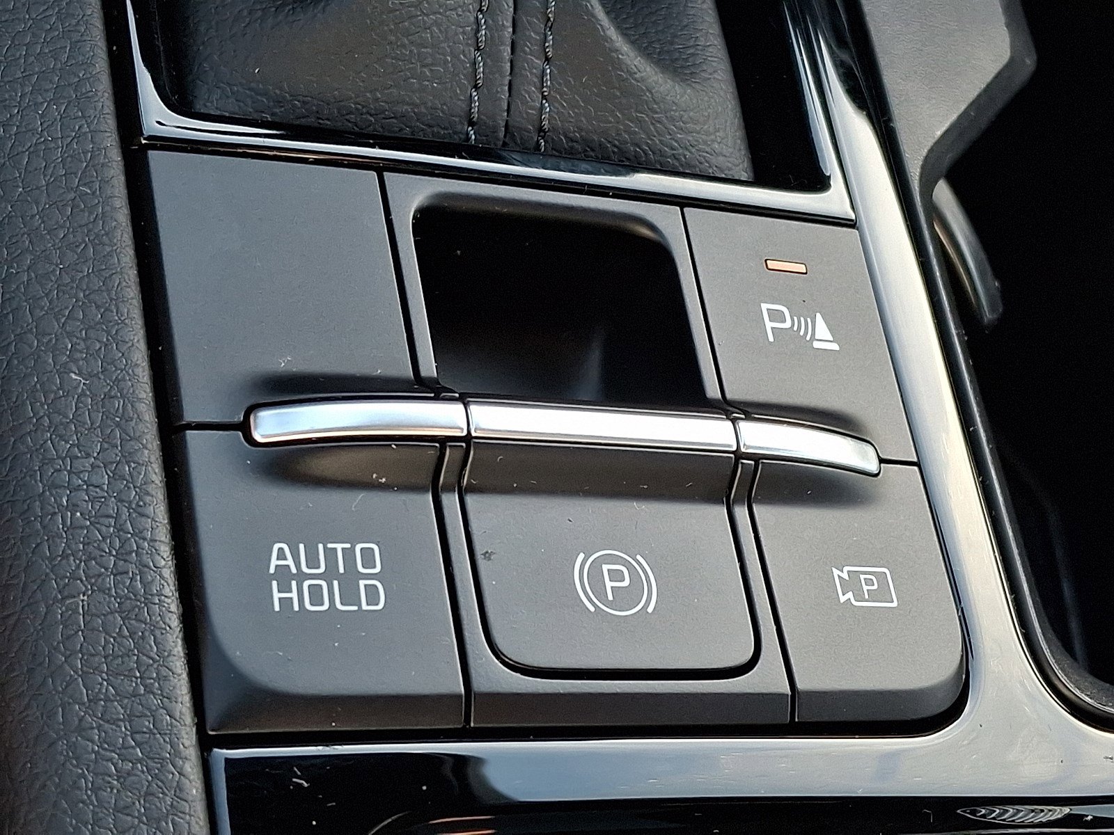 Used 2025 Kia K5 GT FWD image 22