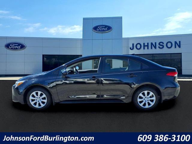 Used 2023 Toyota Corolla LE AWD/4WD image 6
