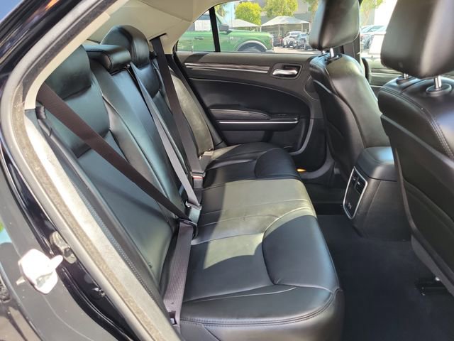 Used 2022 Chrysler 300 Touring L w/ Popular Equipment Group RWD image 20