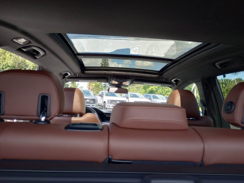 Used 2023 BMW X5 xDrive45e w/ Executive Package AWD/4WD image 20