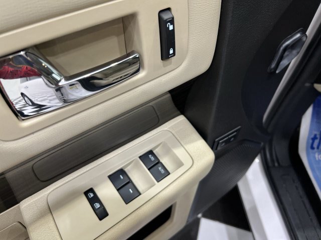 Certified 2019 Ford Flex SEL w/ Equipment Group 202A FWD image 22