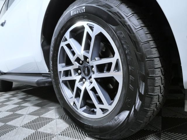 Certified 2025 Ford Expedition Active AWD/4WD image 2