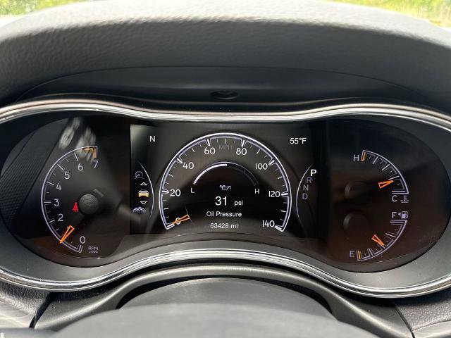 Used 2019 Jeep Grand Cherokee Limited AWD/4WD image 15