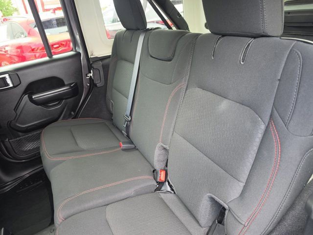 Used 2021 Jeep Wrangler Unlimited Rubicon image 12