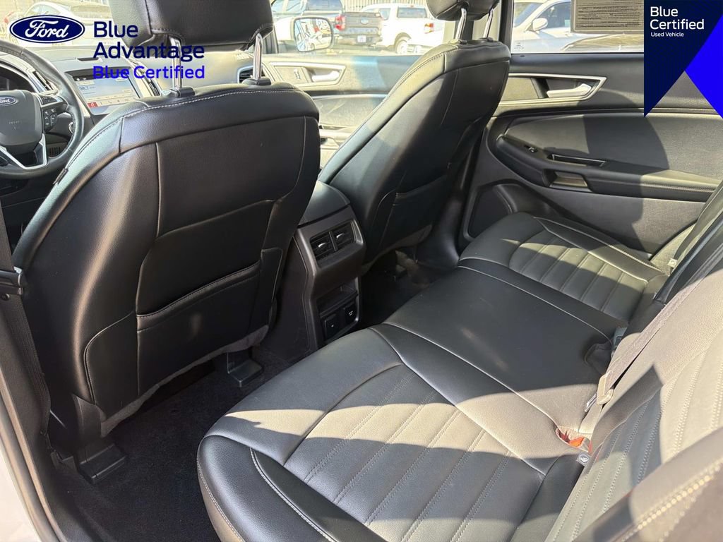 Certified 2018 Ford Edge SEL FWD image 12