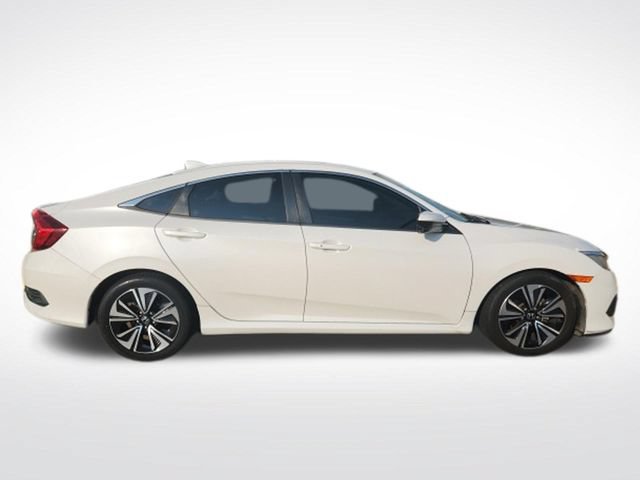 Used 2017 Honda Civic EX-T image 9