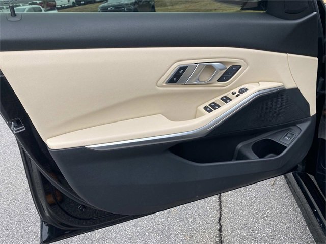 Used 2021 BMW 330i Sedan image 17